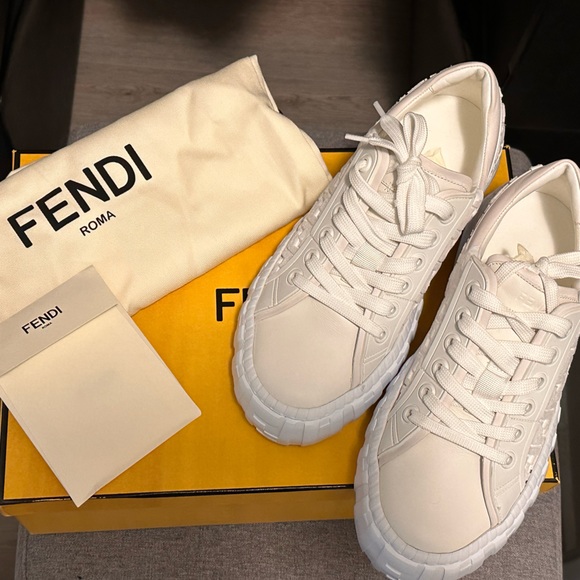 Fendi Embroidered Sneakers White 37 - Picture 2 of 5
